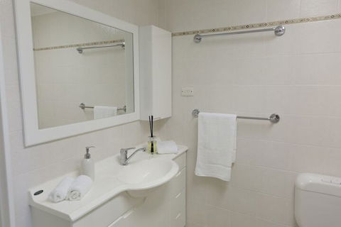 Vista At Nelson Bay - Accommodation BNB 6