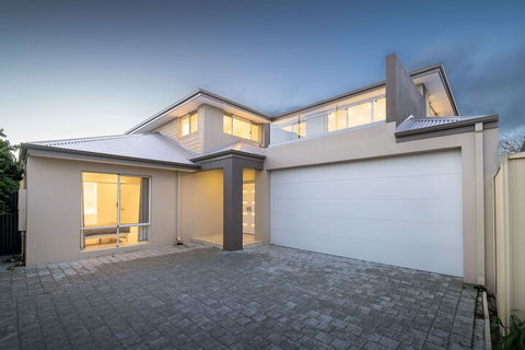 Balcatta 4 Bedroom House - Accommodation BNB 1