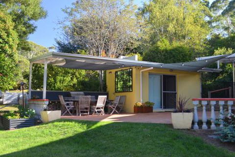 A Bach At Bright Bright VIC - Accommodation BNB 0