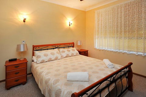 Rose Cottage Sawtell NSW - Accommodation BNB 1
