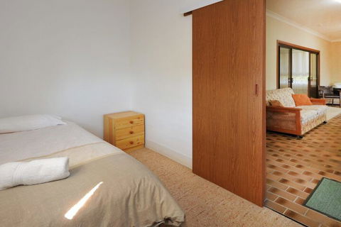 Rose Cottage Sawtell NSW - Accommodation BNB 4