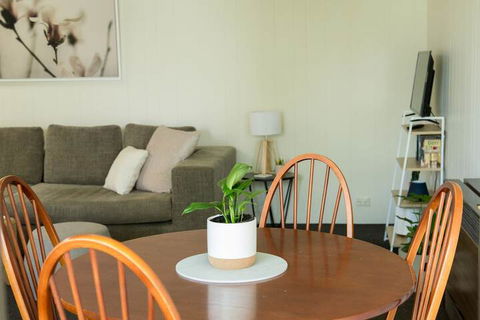 Two Bedroom Gem Short Drive To MONA - Accommodation BNB 5