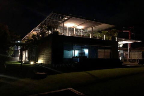 Two Bedroom Gem Short Drive To MONA - Accommodation BNB 2