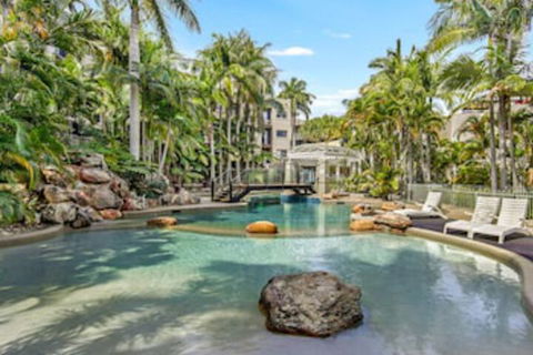 Stunning Ocean Views Large 3 Bedroom - Accommodation BNB 0