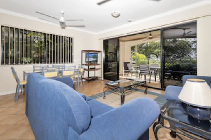 Caravonica QLD Accommodation BNB