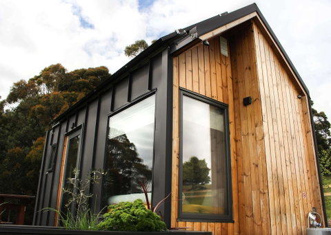 Compass Hut - Accommodation BNB 2