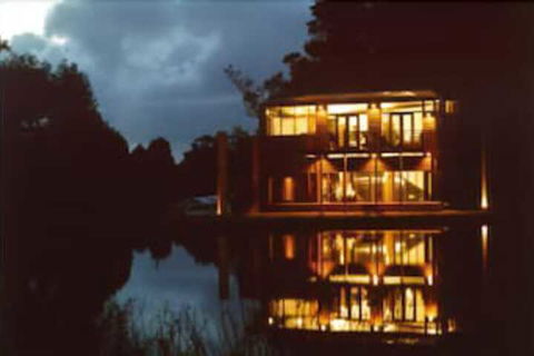 Bettenay Loft Spa Apartment & Lakeview Chalets - Accommodation BNB 7