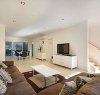 The Block Townhouses - Accommodation BNB