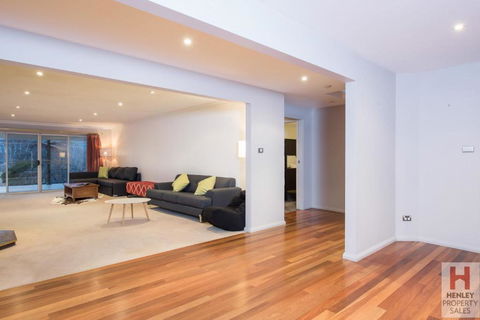 Gippsland Twelve Spacious & Central With Off Street Parking - Accommodation BNB 4