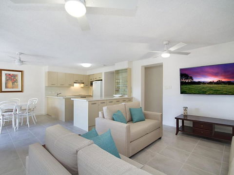 Woobera Unit 14 On The Hill Overlooking Tweed Heads & Coolangatta - Accommodation BNB 2