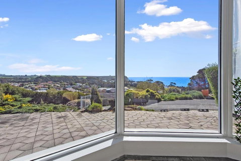 Views Forever Devonport - Accommodation BNB 2