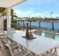 St Lucia 11 Four Bedroom Canal Home with Pool - Accommodation BNB