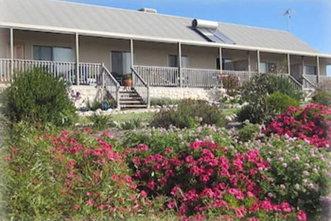 Flour Cask Bay Retreat - Accommodation BNB 0