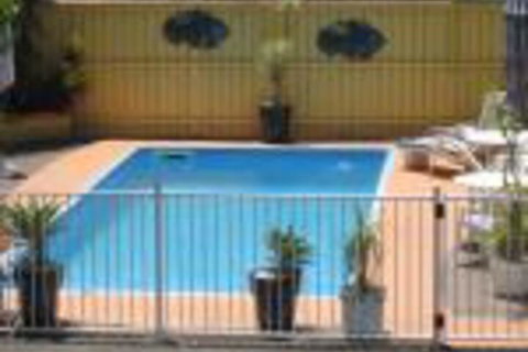 Twin Pines Motel - Accommodation BNB 0