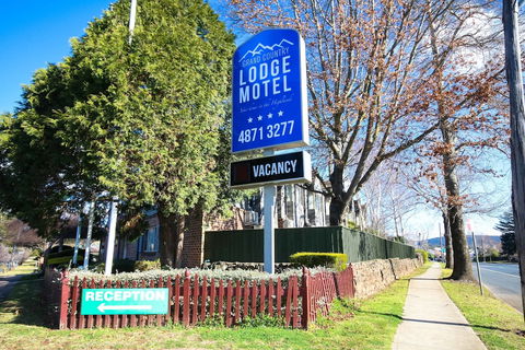 Grand Country Lodge Motel - Accommodation BNB 2