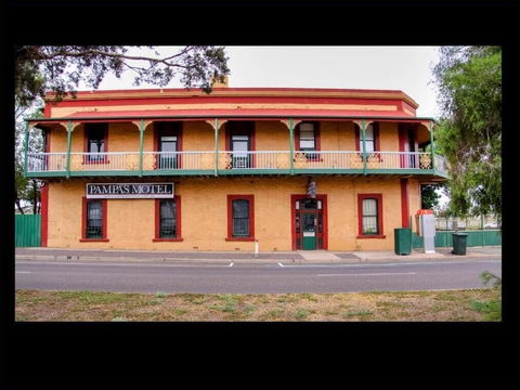 Pampas Motel - Accommodation BNB 1