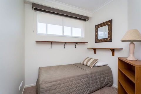 Kirra Beach Apartments - Accommodation BNB 6