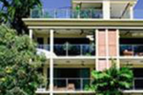 Cairns Beach Holiday Apartment - Accommodation BNB 0