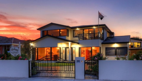 Birchwood On The River - Accommodation BNB 1