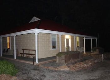 Brown's House Bed And Breakfast - Accommodation BNB 0