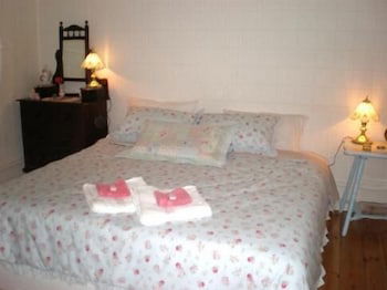 Brown's House Bed And Breakfast - Accommodation BNB 5