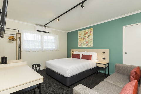 Nightcap At Balaclava Hotel - Accommodation BNB 4