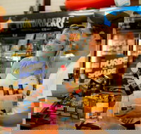 Seabreeze Beach Hotel - Accommodation BNB