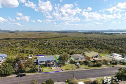 Jinalong 17 Pacific Street Family Home Great Views. - Accommodation BNB 7