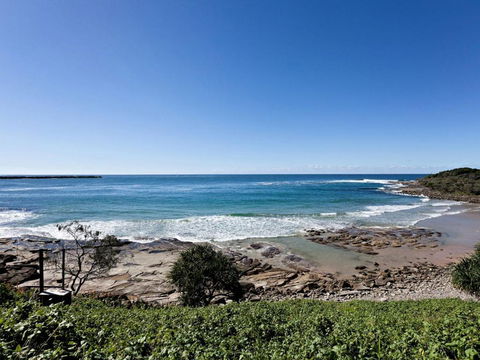 Avalon 2 Uninterrupted Views Almost On The Beach! - Accommodation BNB 2