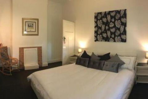 Cowan Street Bungalow - Accommodation BNB 7