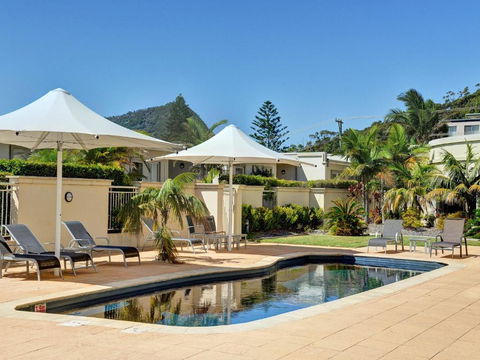Views Views & More Views Sub Penthouse In Shoal Bay - Accommodation BNB 2