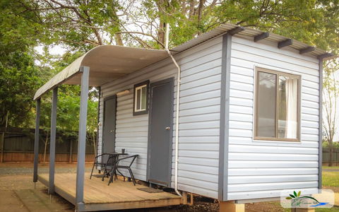 Esk Caravan Park & Motel - Accommodation BNB 1