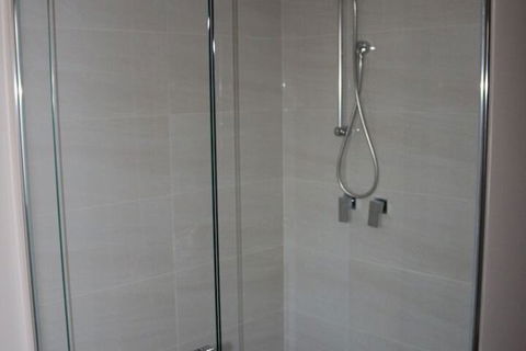 Cozy Stay At Kearsley - Accommodation BNB 7