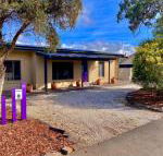 The Purple Door on Seaview - Accommodation BNB