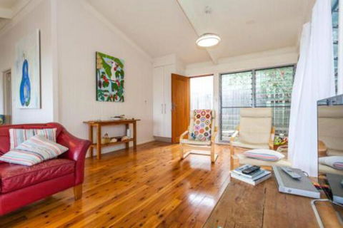 1 / 20 Cumming Parade - Accommodation BNB 4