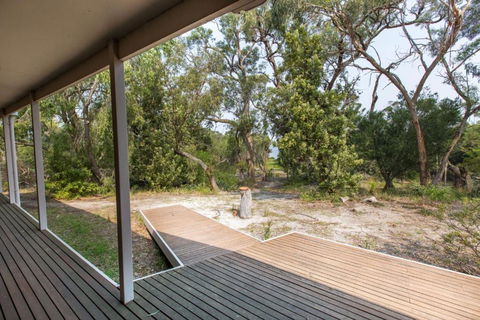 Acacia Lakehouse The Lake At Your Doorstep - Accommodation BNB 2
