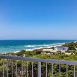 Wake Up To Ocean Views In Stylish Comfort - Accommodation BNB 1