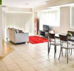 Beachside 4 with Airconditioning  Spa Bath