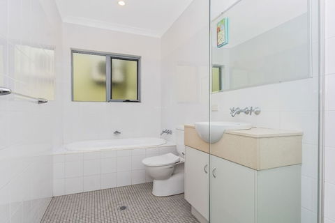 Angourie Blue Unit 2 - Accommodation BNB 6