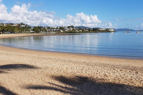 AIRLIE BEACH Delight. Hop Skip Jump To Everything - Accommodation BNB 3