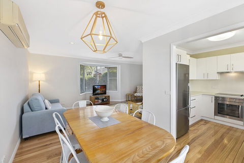 By The Bay Hideaway - Accommodation BNB 3