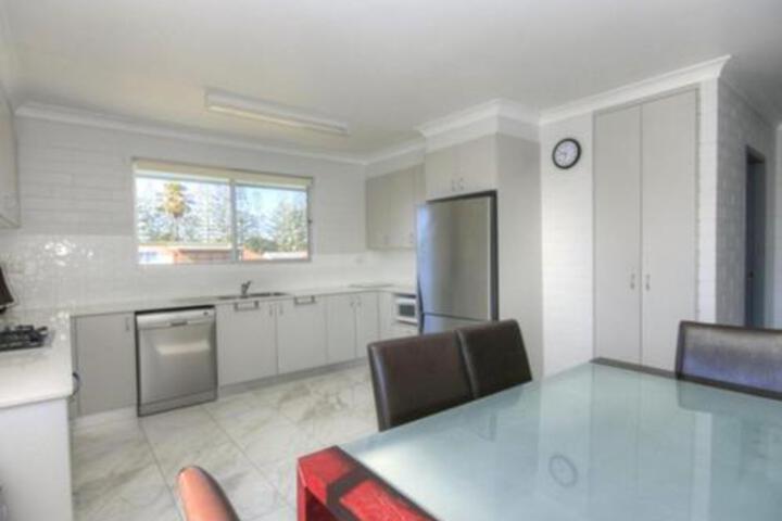 Whoota NSW Accommodation BNB