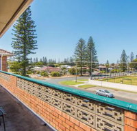 Seabreeze 5 Opposite Bowling Club - Accommodation BNB
