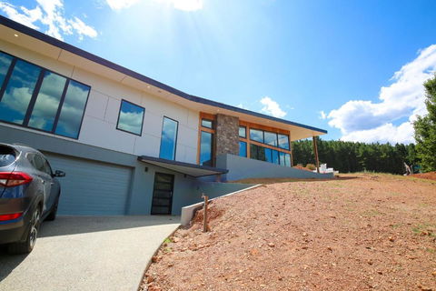 Glass House Bright - Accommodation BNB 3