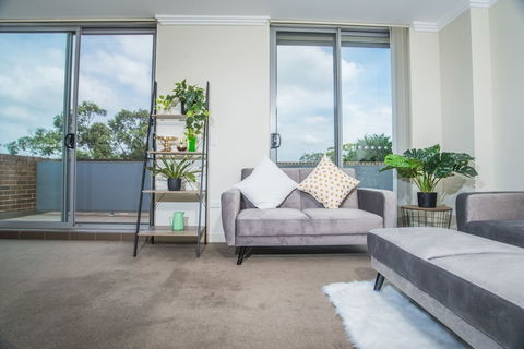Designed Home Of Ultimate Convenience In Gordon - Accommodation BNB 6
