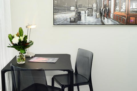Apartments At 79 Goondoon - Accommodation BNB 1