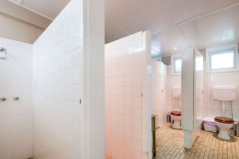Avalon House - Accommodation BNB 3