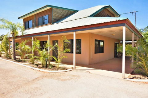 Ningaloo Breeze Villa 9 3 Bedroom Fully Self Contained Holiday Accommodation - Accommodation BNB 7