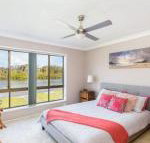 Waterfront at Point Road - Accommodation BNB