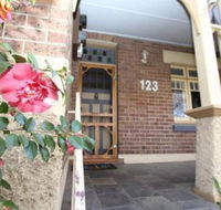 123 Hill St. Heart of Orange Double Brick - Accommodation BNB